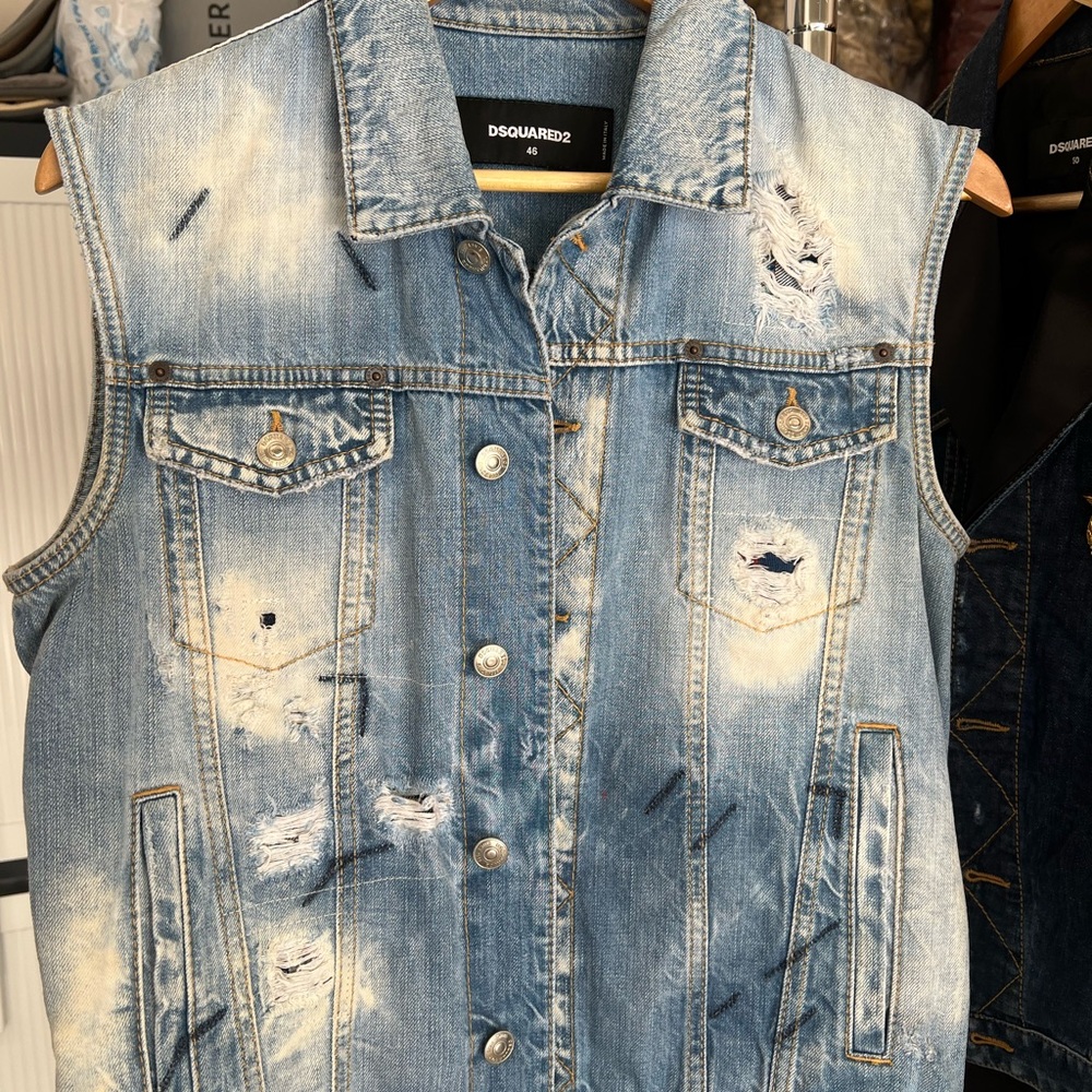 Men’s sleeveless jacket